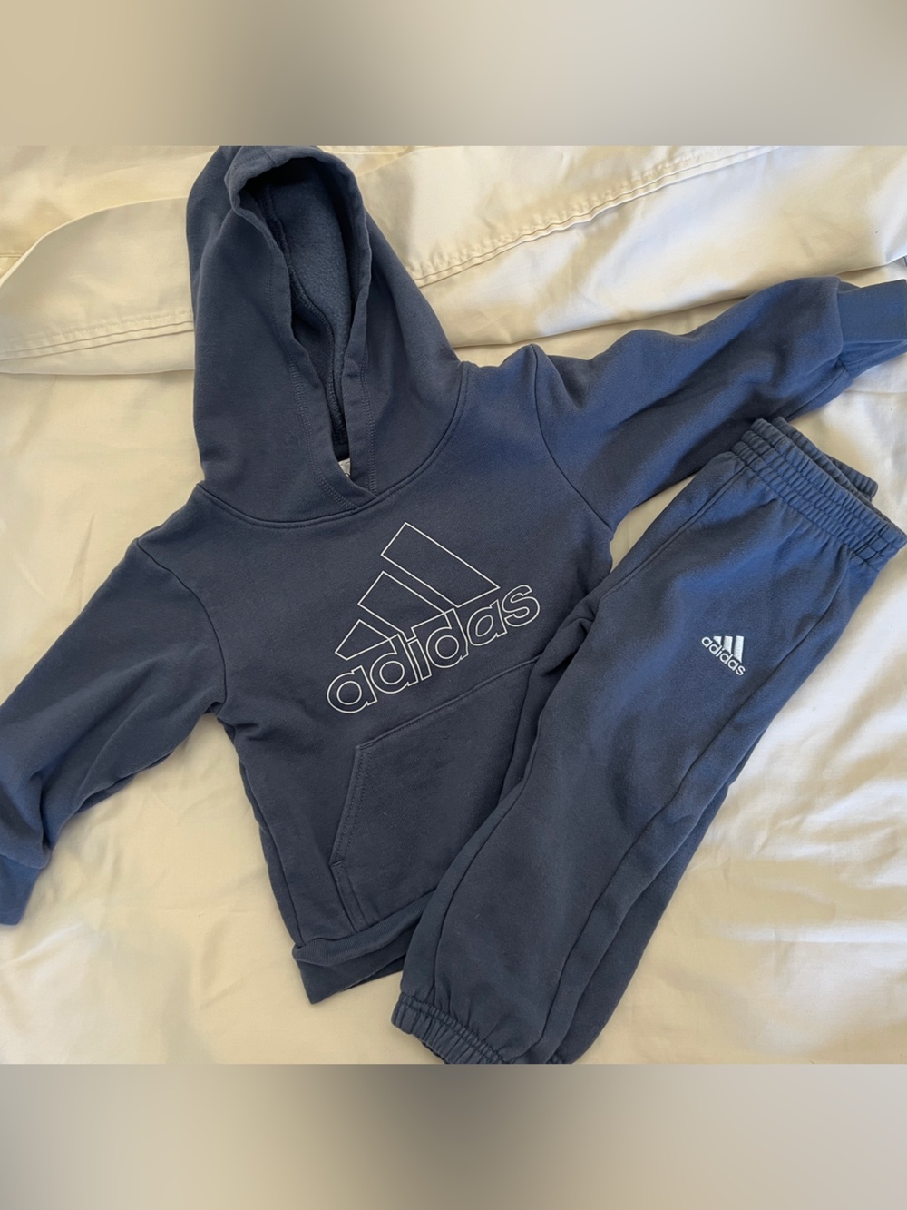 2T adidas Kids Navy Blue Hoodie & Joggers Set